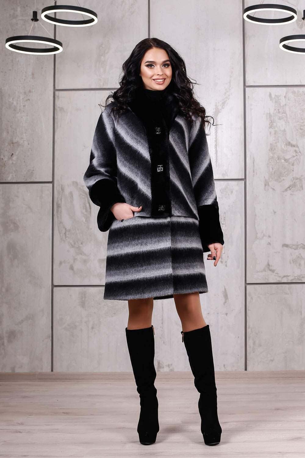 Зимнее женское пальто с мехом трапеция - 1 - Блог/Фаворитти